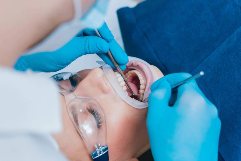 Key Considerations When Choosing a Dental Surgeon