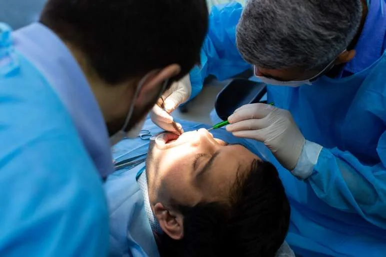 oral surgery professional in akhanka more